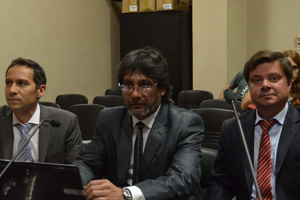 fiscales - Amad y Snopek