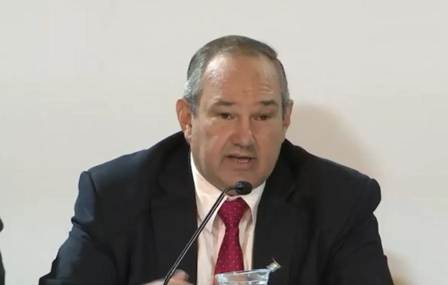 senador sergio leavy 2