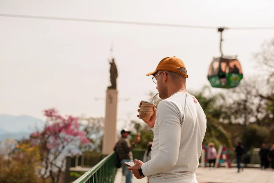Turistas 4930-fin-de-semana-largo