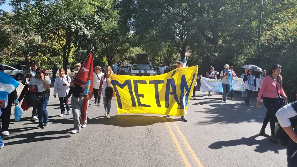 Miércoles de multitudinaria marcha en la ciudad (1)