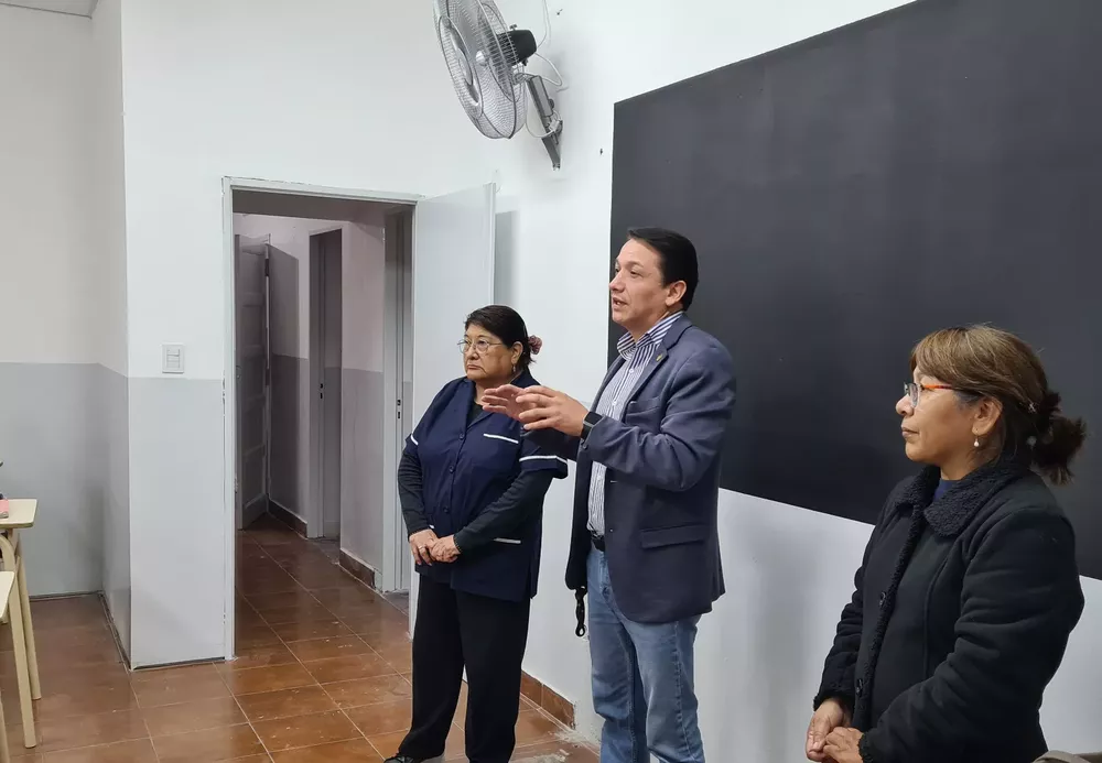 ATSa Arnaldo Ramos inaugura nuevas aulas en el Ins Carrillo
