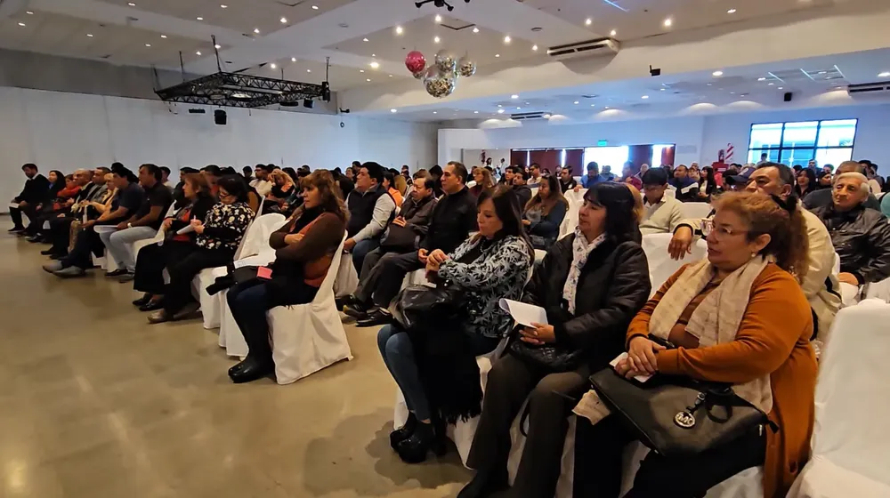 ATSa congreso aprueba aumento del gobierno (2)