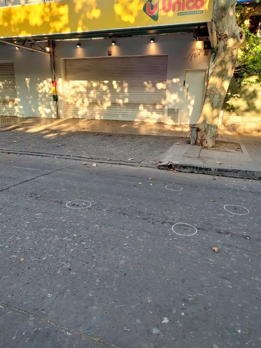 ataque a supermercado de los rocuzzo