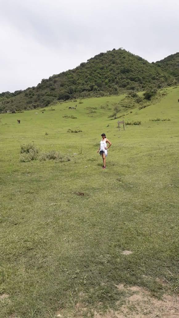 Camino a Las Costas para llegar a la cascada de la reserva hídríca 002