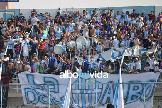 hinchada de Gimnasia