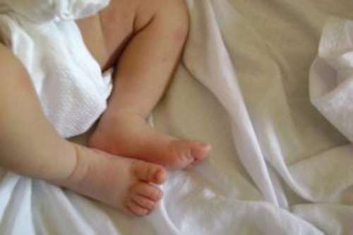 133421-quiso-matar-a-su-bebe-asfixiandolo-porque-no-le-daban-plata-para-droga