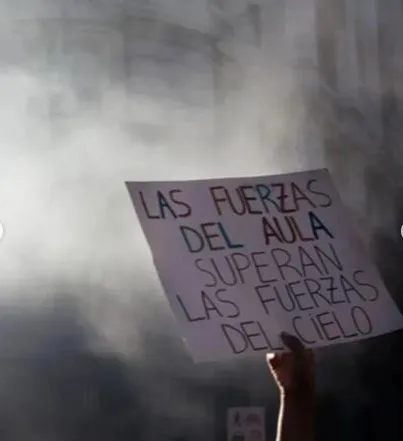 UNIVERSIDAD- la pelea gobierno y los ciudadanos