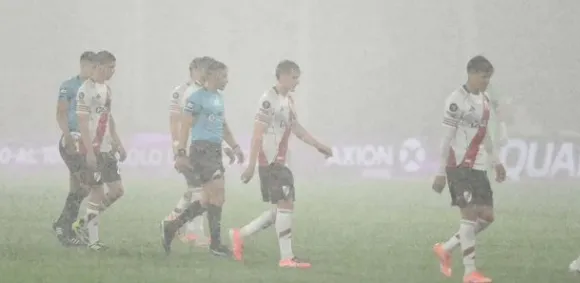River más perdido que turco en la neblina