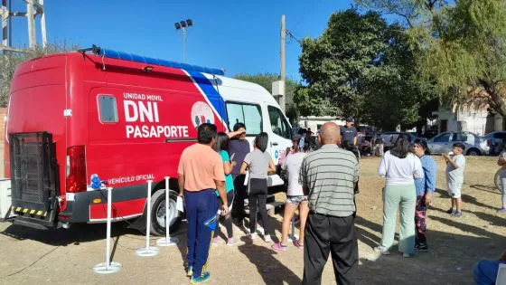 93597-el-registro-civil-finaliza-el-anio-con-6500-tramites-a-traves-del-movil-de-identificacion