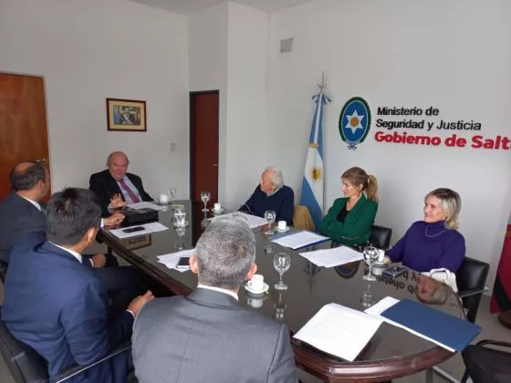 82356-presentan-el-anteproyecto-de-la-ley-provincial-de-responsabilidad-del-estado