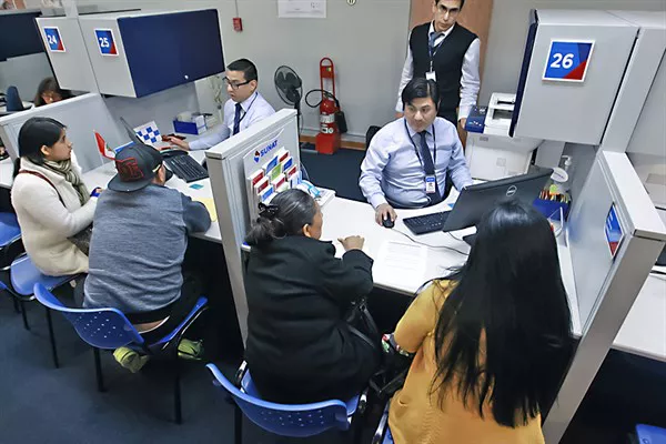 atencion al publico en feriado