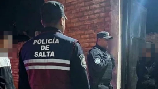 fiesta clandestina policia