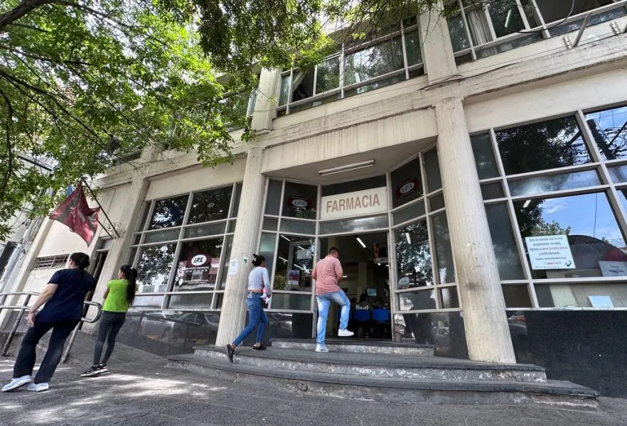 93279-el-viernes-8-la-farmacia-del-ips-tendra-una-guardia-para-urgencias