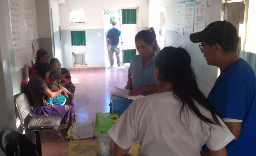 5484-con-dos-equipos-del-refuerzo-norte-se-controlo-a-120-pacientes-en-comunidades-originarias