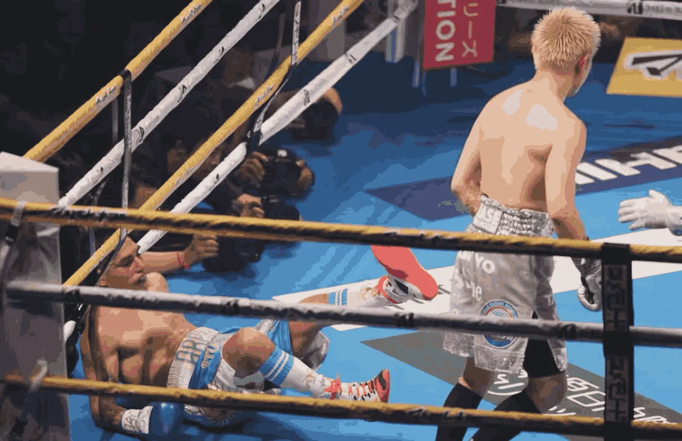 Fernando Pumita Martínez en el momento más dramático cuando se fue a la lona