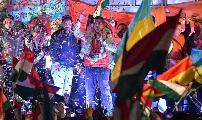 Rodrigo Paz Pereira la noche del domingo en pleno fesstejo