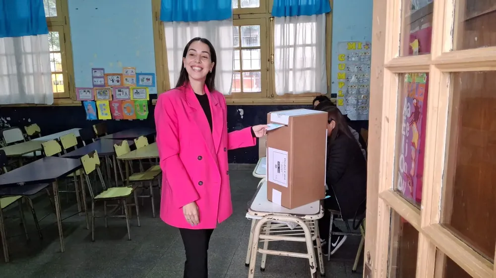 multimedia.grande.979e92a5b1c1186a.Z3JhbmRlLndlYnA=