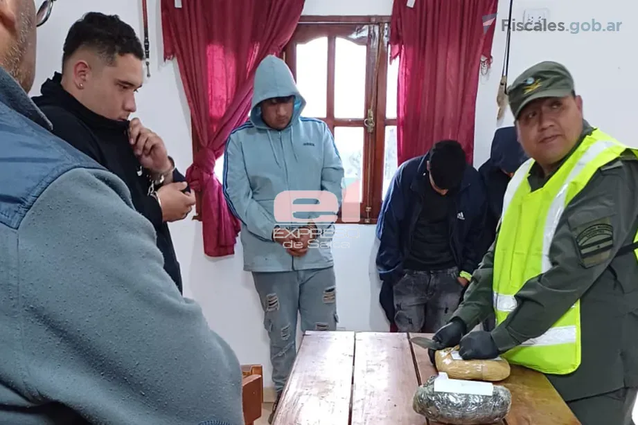 CAFAYATE llevaban cinco kilos de marihuana - Los-acusados
