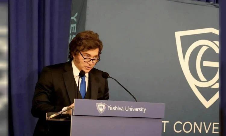 69af32a780076_750x454