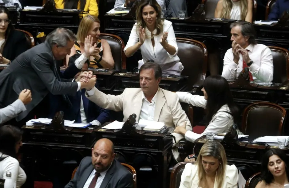 Zago presidente del bloque La Libertad Avanza