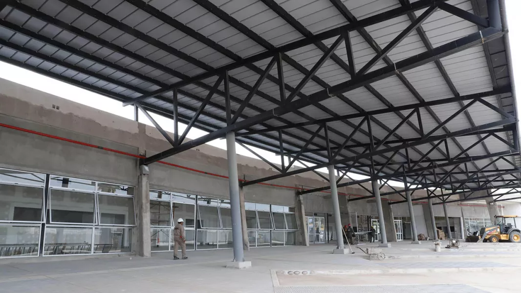 9555-avanza-la-construccion-de-la-terminal-de-guemes-y-se-reactivo-la-tecnica-tesla-saenz-superviso-las-obras