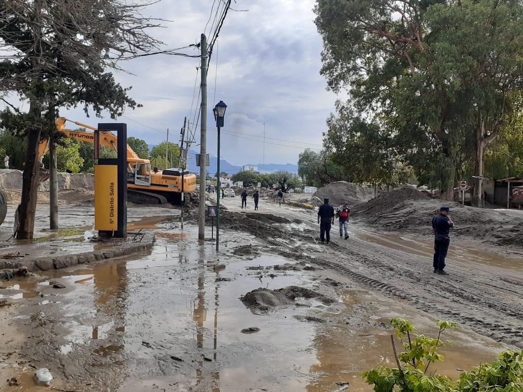 CAFAYATE- noche de lluvia y lodo 009