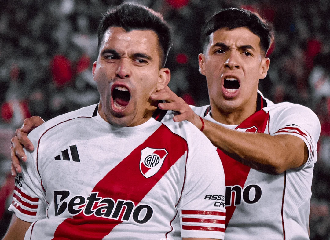 Acuña festeja su gol que fue el primer empate