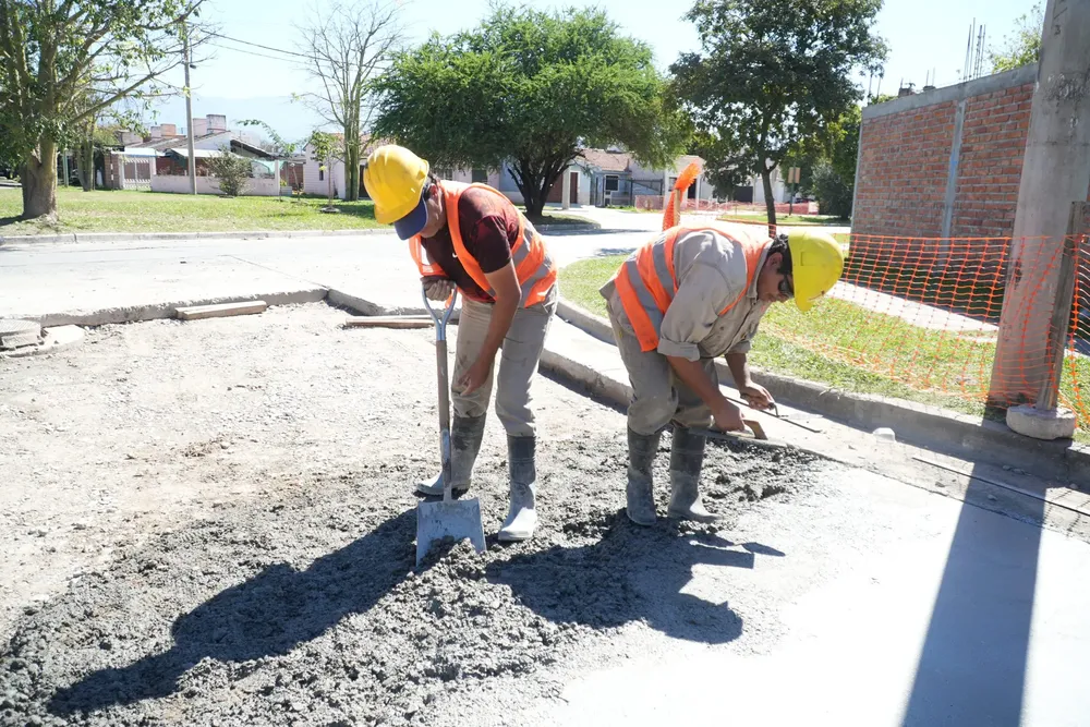 arreglos-de-calles-docente-sur-y-av-jm-rosas-3-2048x1365