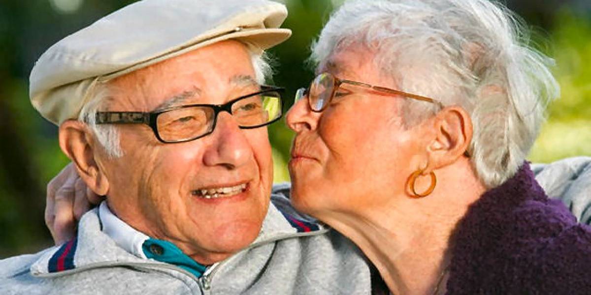 adultosmayores-4ec832744943fec99edb79ec52a26dd0-1200x600