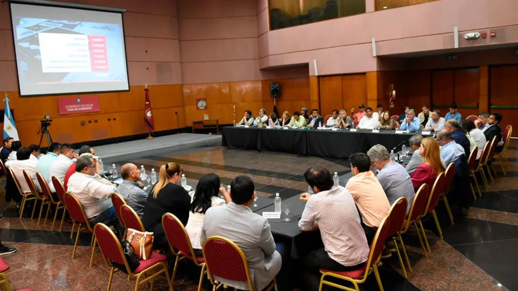 98394-el-gobierno-propuso-cerrar-2024-con-un-137-de-incremento-salarial