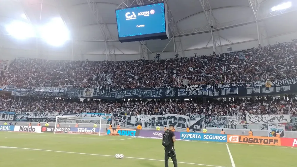 hincas de Central en Santigo