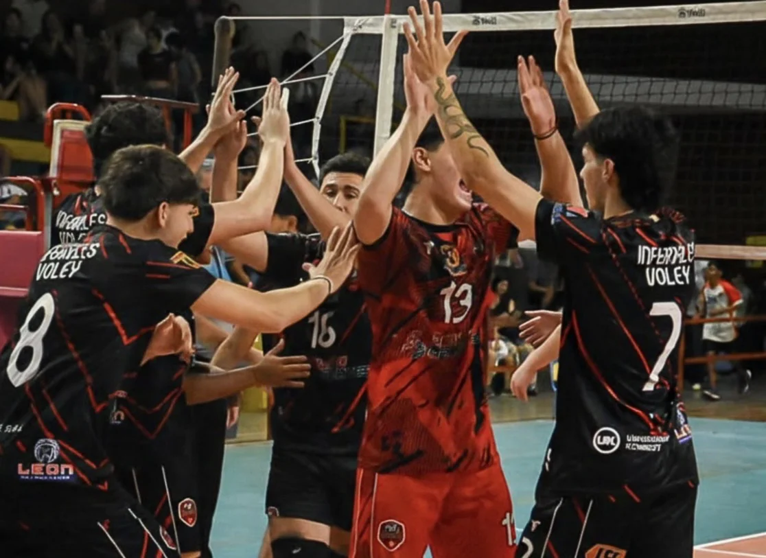 Los Infernales Voley ganaron en el Microestadio Delmi
