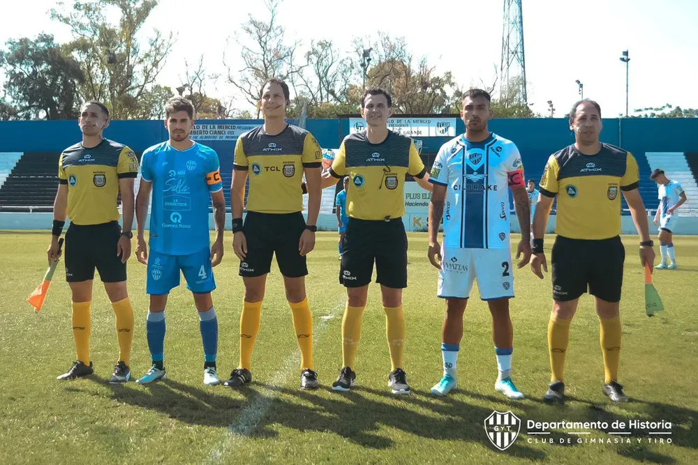 Arbitros y capitanes