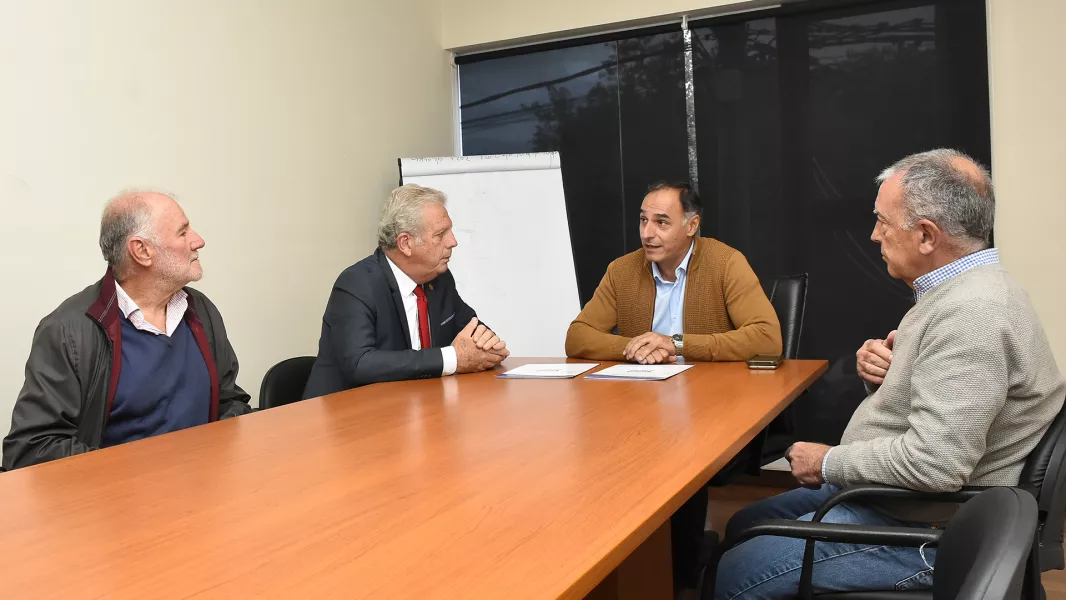 101015-saeta-y-unsa-garantizan-el-pase-libre-a-los-alumnos-de-la-universidad