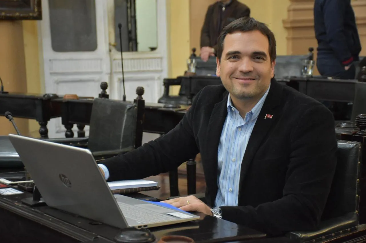 7236676b-419a-41a3-a8ed-101e80a4f7c2