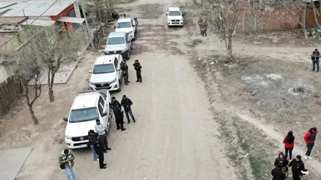 Operativo Zenta - detenidos con droga y dinero