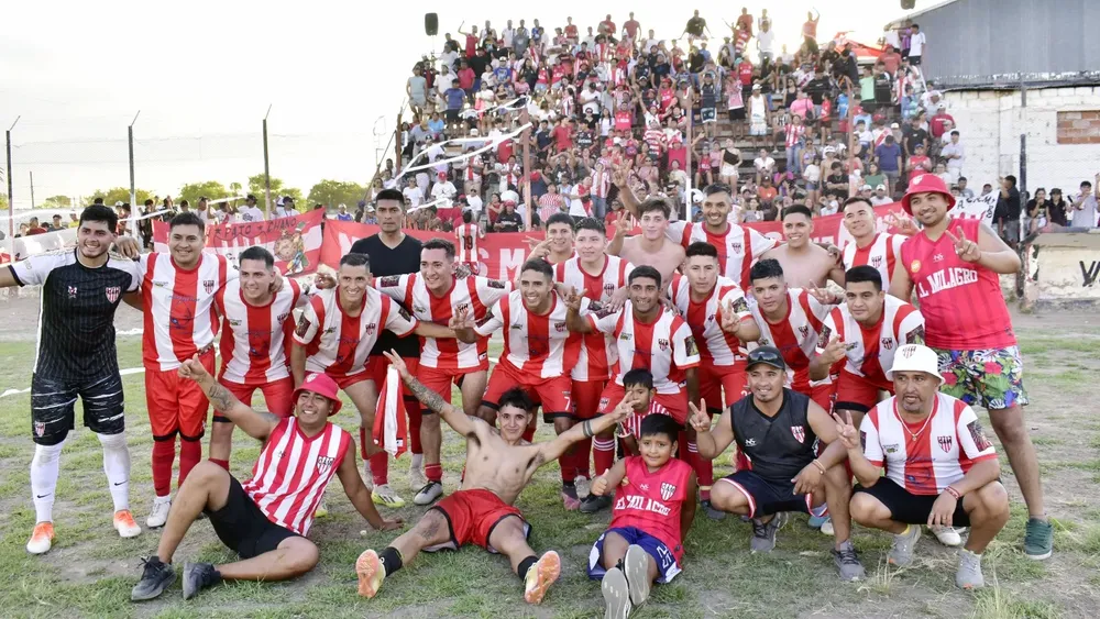 El Milagro campeón de la Liga Amauteur de Gral Guemes (6)
