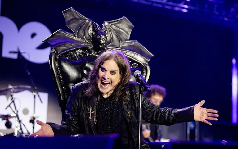 ozzy-osbourne-tenia-76-anos-foto-instagram-ozzyosbourne-UQQIZ2JH6ZBWZGPZZQLGVHPAG4