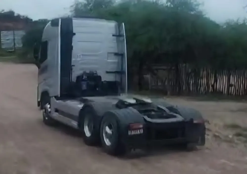 WhatsApp-Image-2025-03-18-at-3.34.13-PM-1-1536x1084