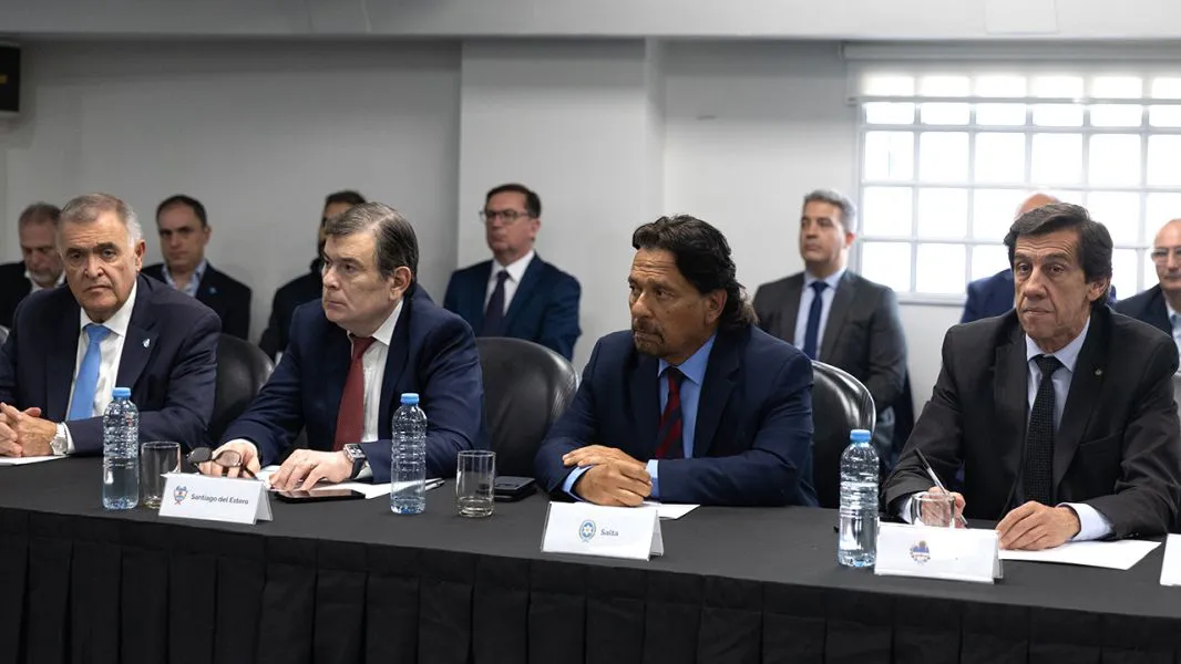 97686-el-gobernador-saenz-participo-de-la-reeleccion-de-ignacio-lamothe-al-frente-del-cfi-20240910172704