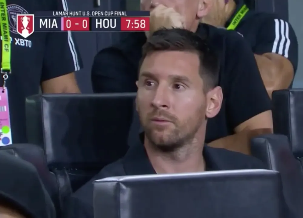 messi espectador en el palco