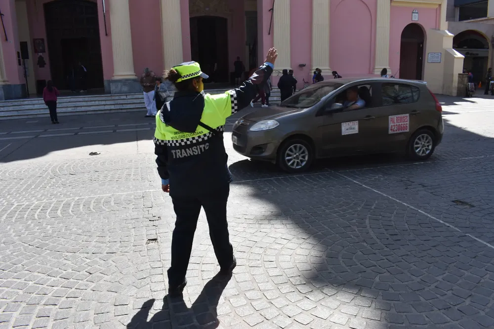 transito-municipal-50