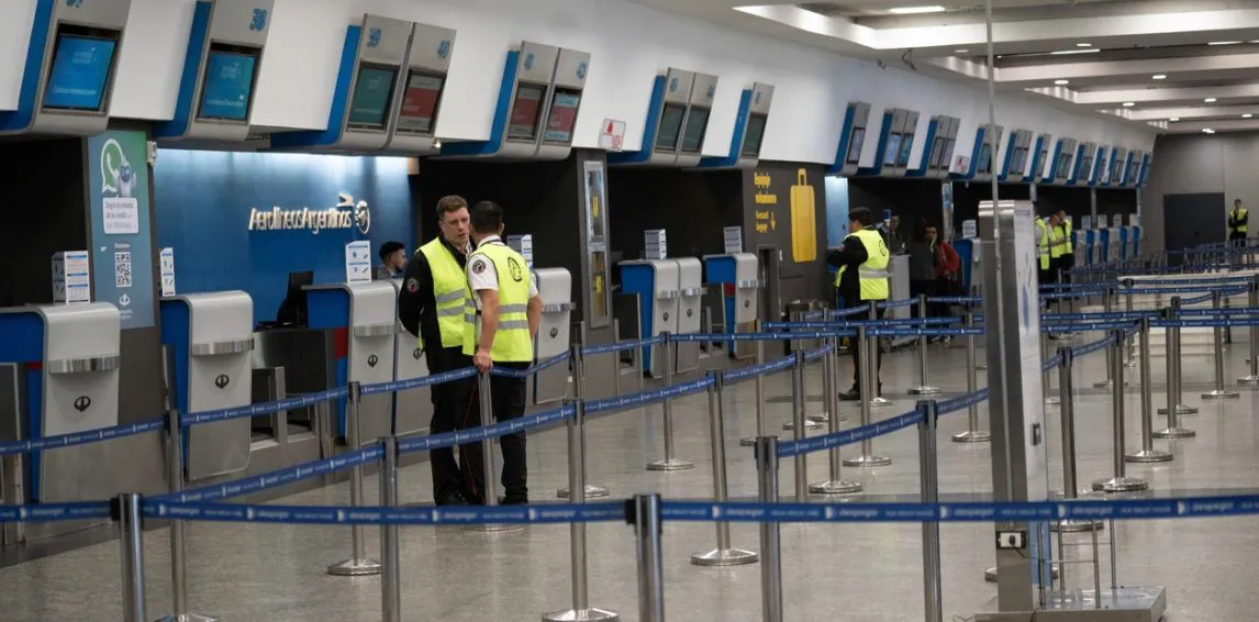 Q4fAmteSn_1256x620__1-1146x566