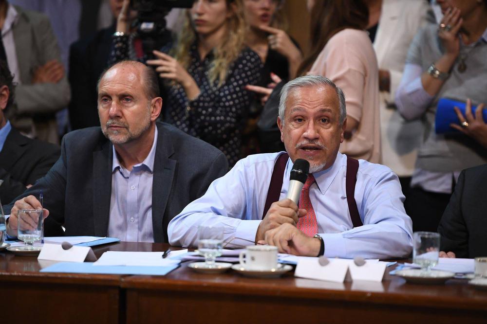 Juan Carlos Romero - en una sesión del Senado de la Nación