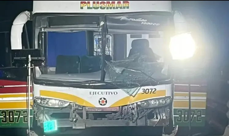 Choque hinchas de Estudiantes