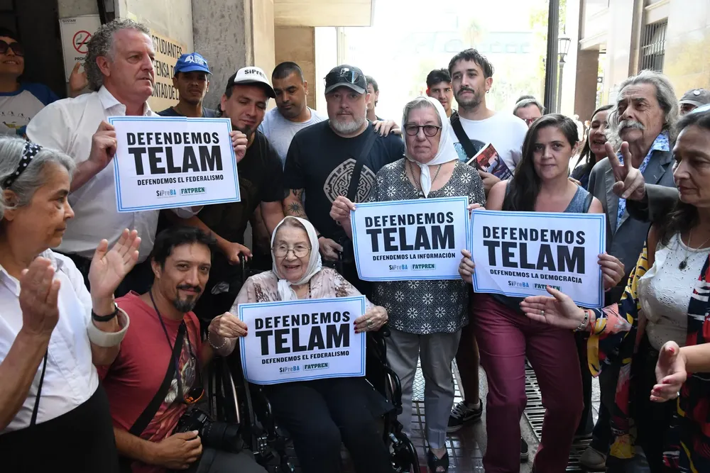 telam artistas y politicos en defensa