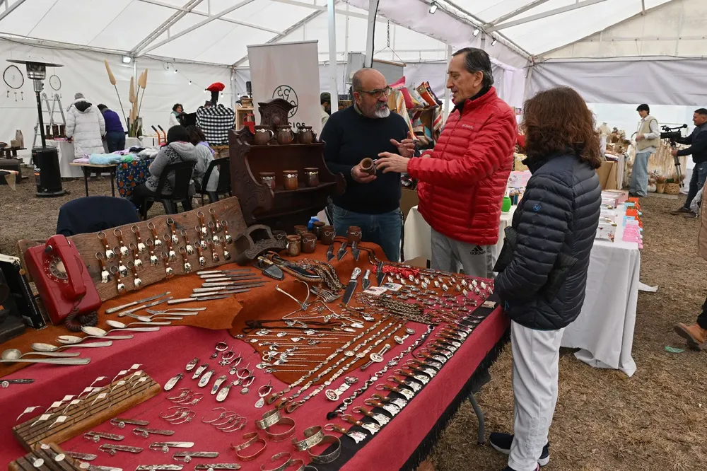 8de30ddd-3790-4ccf-b156-568cc6eb8cef