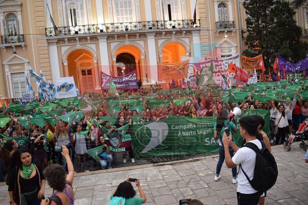 86970462_228847881617585_8206081128394653696_n