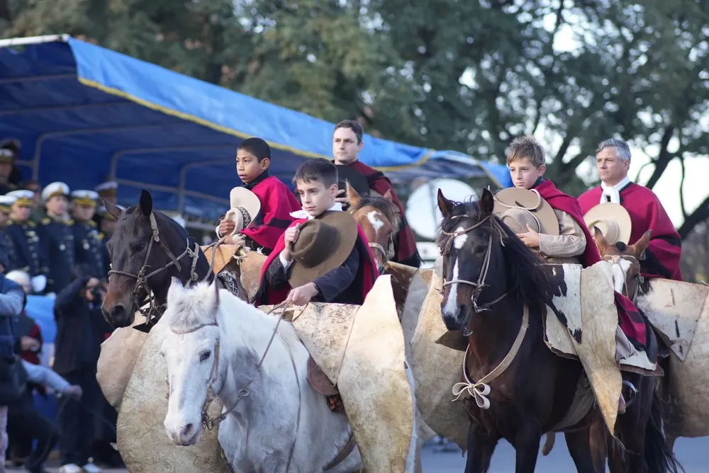 desfile-guemes-3-jpg