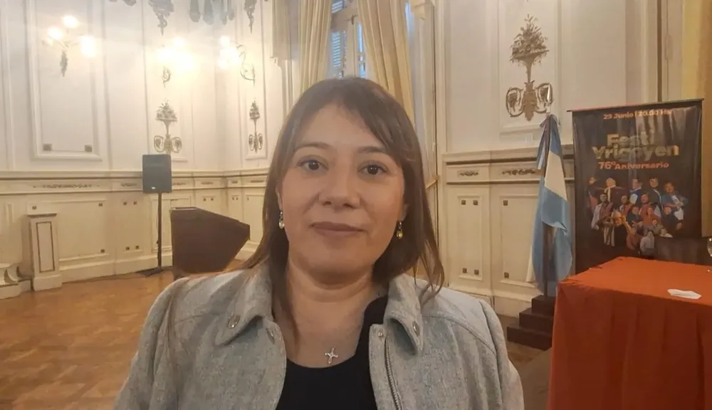 Soledad Cabrera- intendenta de Hipólito Yrigoyen (2)